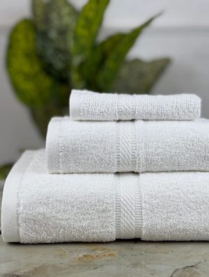 PREMIUM QUALITY WHITE TOWEL