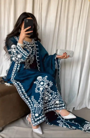 D-1815 Fine Quality Lawn 3 Pc Unstitched