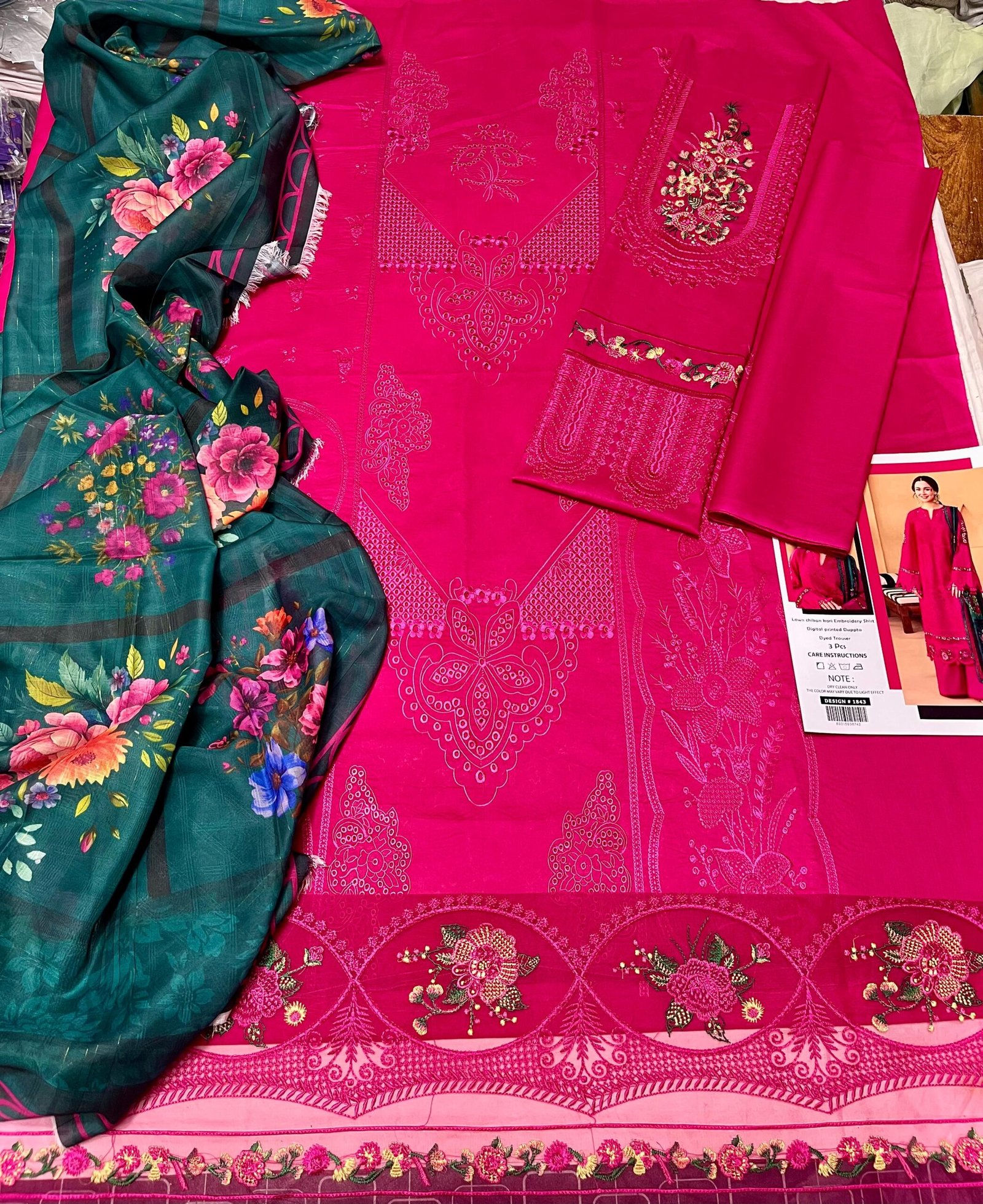 D-1843 Fine Quality Chickenkari Lawn 3 Pc Unstitched - Image 3